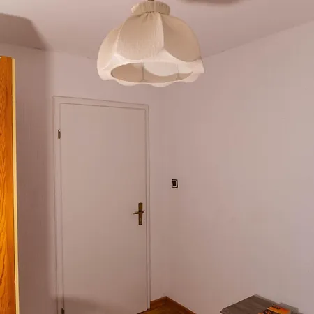 Bei Stadthagen Mit Wlan Und Waschmaschine Appartamento Niedernwohren